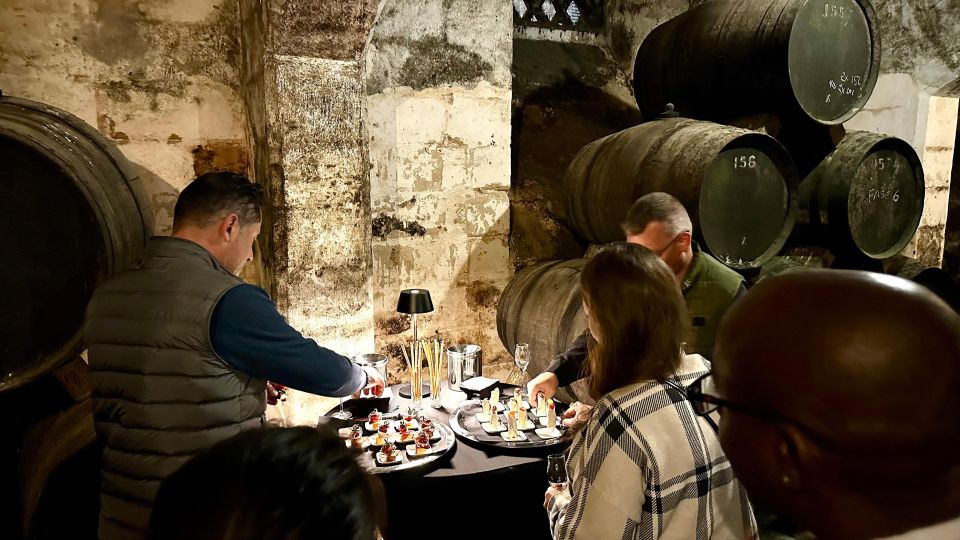 Palma: Distillery Tour with 6 Spirits and Tapas Tasting - How long is enough time? The 105-minute pacing
