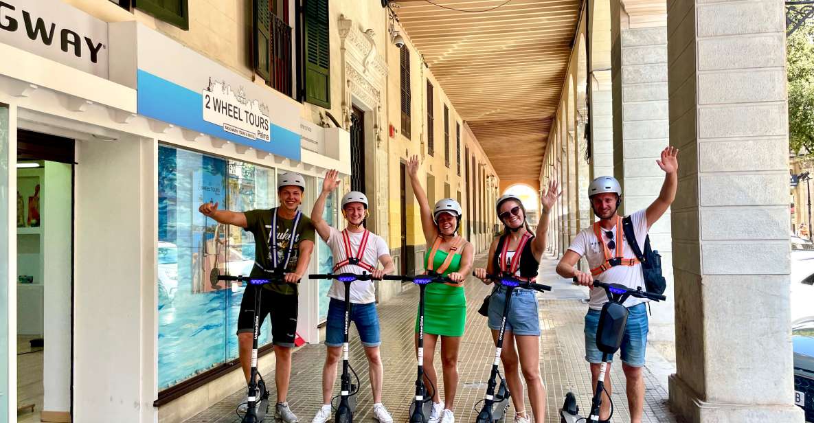 Palma: Guided 1.5 H city tour on Electric scooter - Ca’n Pere Antoni and the Beach Promenade Ride