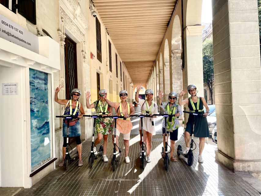 Palma: Guided 1.5 H city tour on Electric scooter - Parc de la Mar and the Cathedral Views You’ll Actually Remember