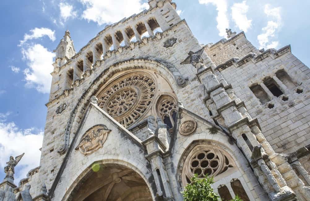 Palma: Mallorca Island Tour Via Boat, Train, and Bus - Sóller Old Town: what you do with 40 minutes