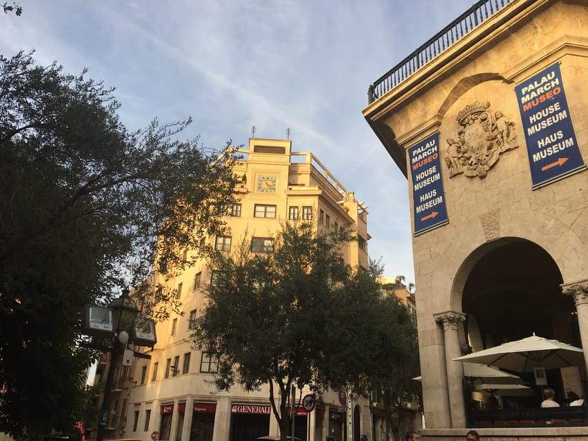 Palma Old Town Insider Tour with visit of the Cathedral - Price and value: $459 per group for up to 4 people