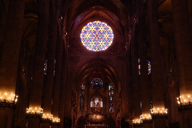 Palma Old Town & The Cathedral of Mallorca with Mallorcan pastry - Santa Eulàlia and Sant Francesc: religion with local flavor