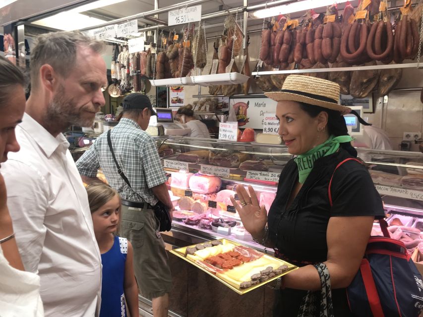 Palma: Walking Tour with Mediterranean Delicacies - From maritime trade to the Consulado del Mar