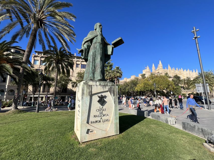 Palmas sightseeing highlights in a private and exclusive way - Guide energy: humor helps you remember what you see