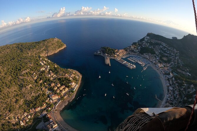 Private Balloon Flight Over Mallorca for Two People - The continental breakfast: what to expect and when it happens