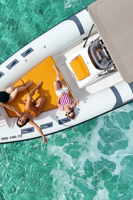 Private Boat Trip & Snorkel to Marine Reserve Mallorca - Meeting point: where to go in Avinguda Miramar