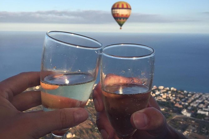 Private Hot Air Balloon Ride in Mallorca with Champagne and Snacks - The Pre-Flight Safety Briefing: When Calm Takes Over