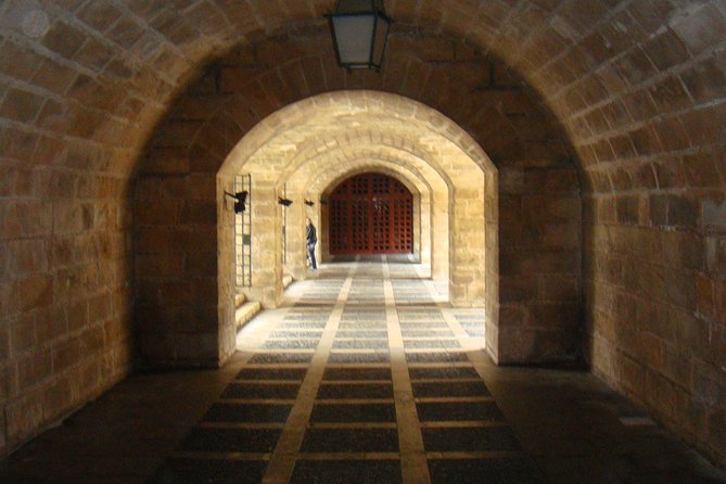Private Tour: Palma de Mallorca Old Town - La Seu (Palma Cathedral): cathedral exterior photos, then the upgrade choice
