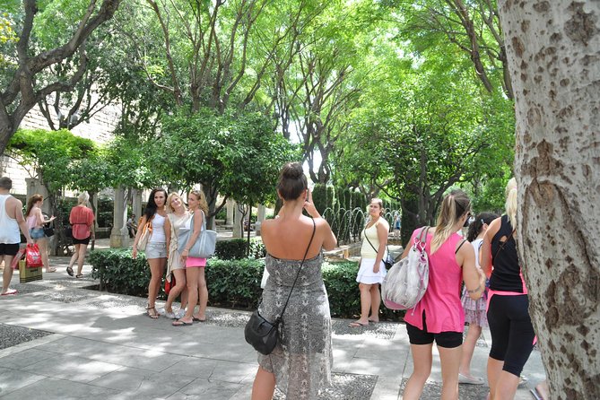Private Tour: Palma de Mallorca Old Town - Photo stops and pacing: what private really means here