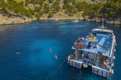 Puerto Pollença: Ferry to Formentor Beach - The catamaran cruise: what the 30 minutes feels like in real life
