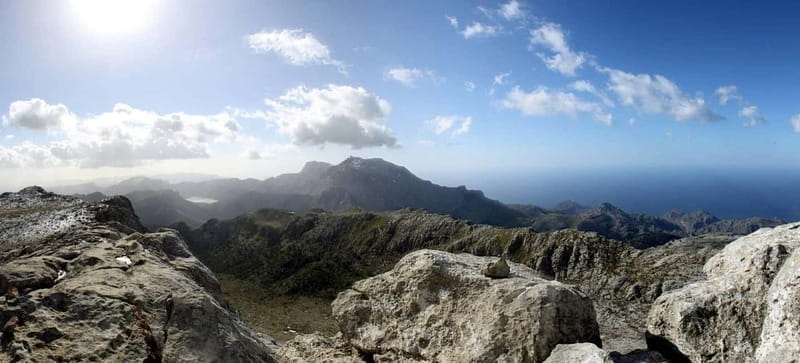 Puig Massanella , the highest accessible summit on Mallorca - Views from the top: Serra de Tramuntana and the north Mediterranean