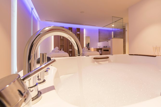 Romantic couple massage + SPA entry and private jacuzzi with cava - Mallorca Wellness Spa Gran Playa de Palma: Where the Relaxing Starts