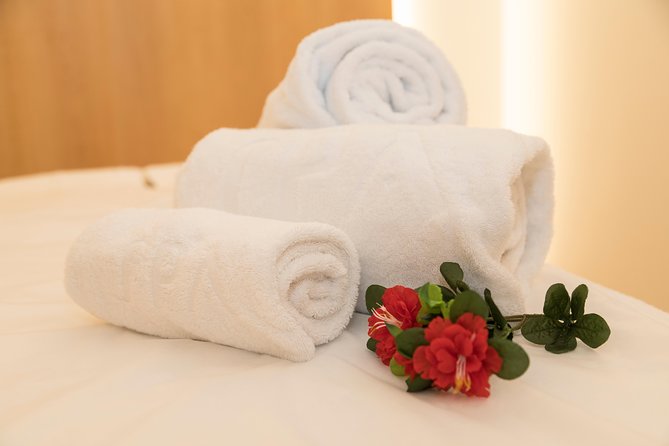 Romantic couple massage + SPA entry and private jacuzzi with cava - Private Jacuzzi Finale with Cava (or Tea)