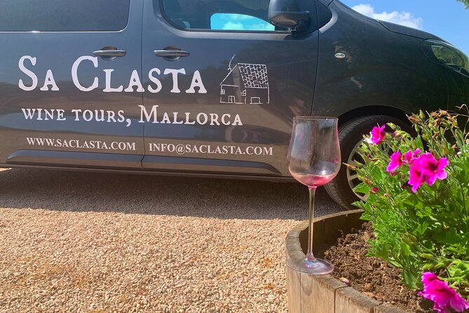 Sa Clasta Wine Tours, Mallorca - Lunch, tapas, and tastings: how the meal fits the day