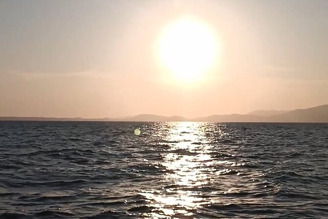 Sail boat day charter tour mallorca yacht llaut tradicional boat - The food and drinks: tapas and lunch, not just a snack