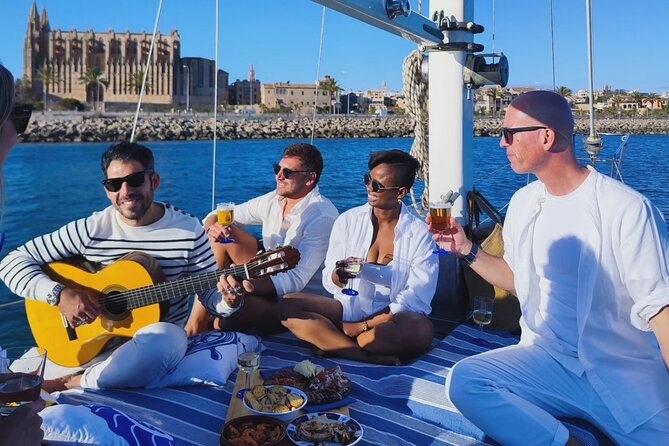 Sailing Flavors, Gastronomy and Relaxation at Sea - Price and logistics for up to 8: how the math actually works