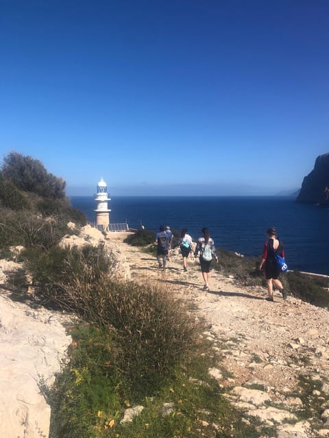 Sant Elm: Guided kayak tour to the Island Dragonera & Hiking - Who this tour is for (and who should skip it)