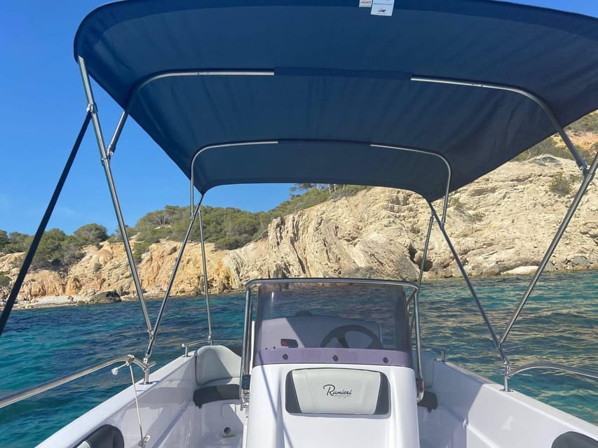 Santa Ponsa: Private Boat Rental with Driving Instructions - Boat briefing in Santa Ponsa: what you’re really learning