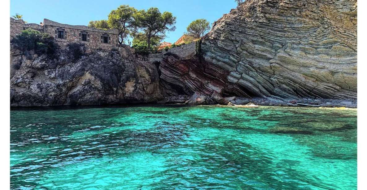 Santa Ponsa: Private Boat Rental with Driving Instructions - Who should book this private Santa Ponsa boat rental?