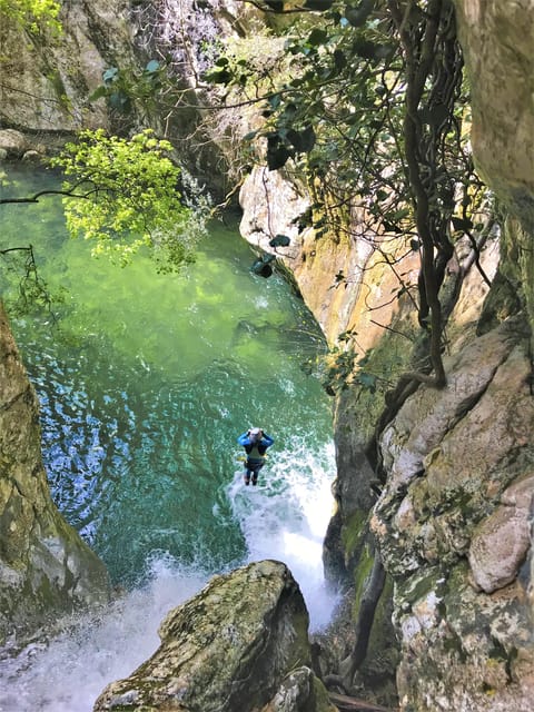 Serra de Tramuntana: Canyoning and boat return - The speedboat return: 16 km of wild north coast views