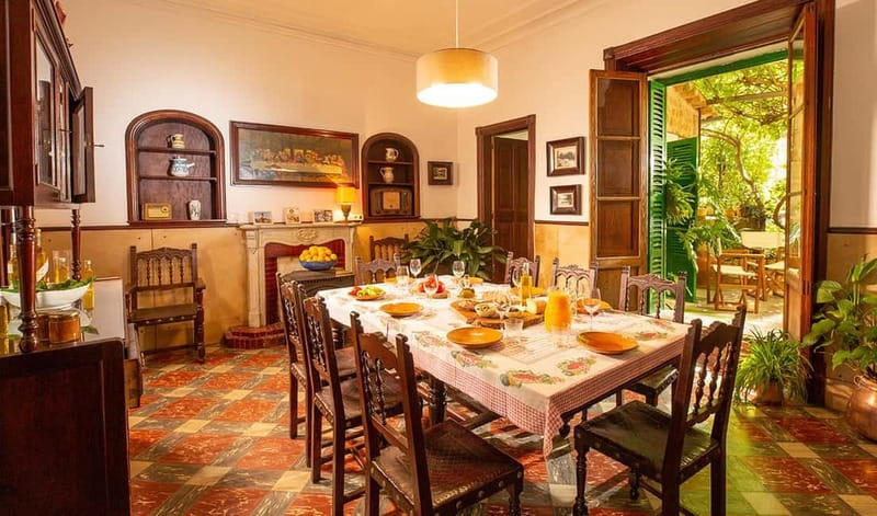 Sóller: Olive Oil Guided Tour and Tasting at Can Det Estate - The 400-year-old house and imposing garden: more than a pretty backdrop