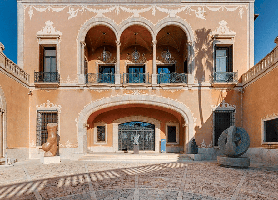 The March Palace Entry Ticket - Key highlights you should plan around