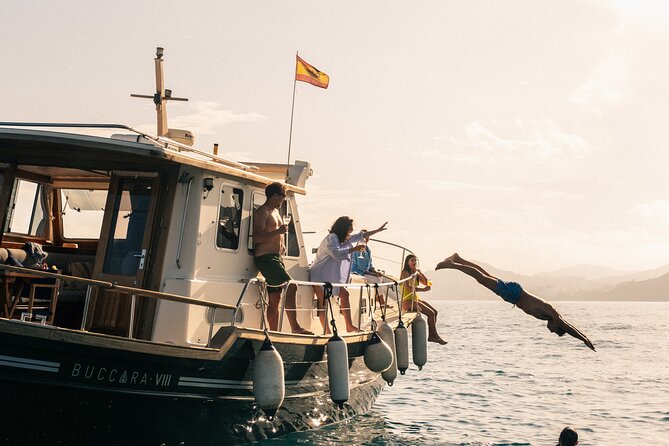 Traditional Boat Sailing Tour from Port of Palma - The traditional Menorcan boat: why the decks and group size matter