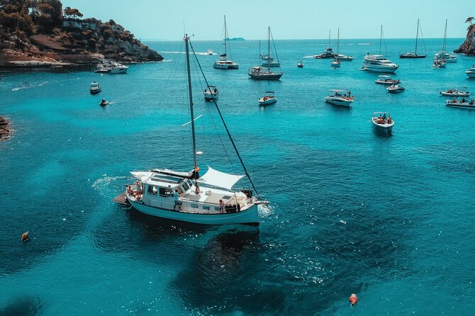 Traditional Mallorquin Llaut Cruise with Tapas and Drinks - Captain Style Matters: Johan, Joan, and Captain Joe’s Hands-On Service