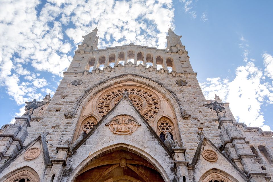 Tramuntana Panorama Tour - Soller, Deiá, Valldemossa - Sóller’s guided walk: architecture, free time, and smart photo stops