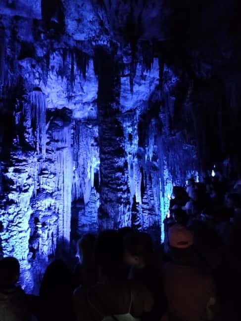 Travel and play tennis in Mallorca - Tennis, caves, and transport: does $330 feel worth it?